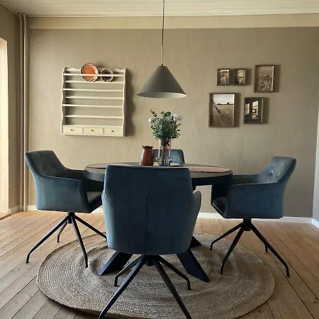 Lovely Centrally Located In